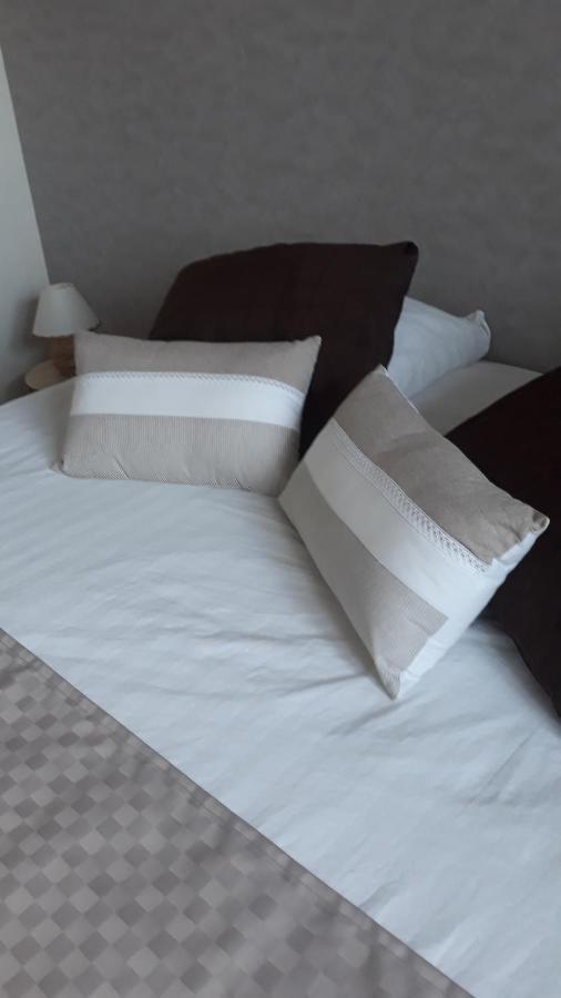 Gite De La Saugiat Le Fied Bagian luar foto