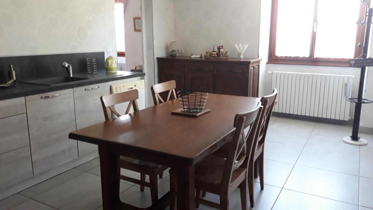 Gite De La Saugiat Le Fied Bagian luar foto