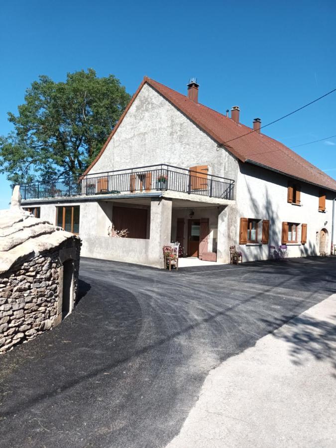 Gite De La Saugiat Le Fied Bagian luar foto